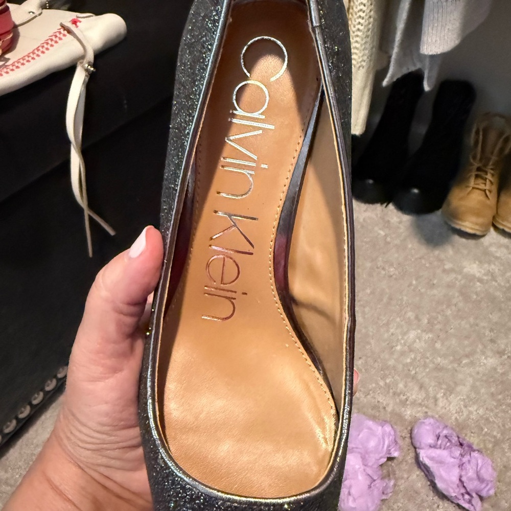 Calvin Klein Glittered Silver Pump
